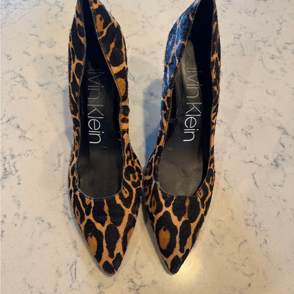 Calvin Klein Leopard Print Pointed Toe Stiletto Heels - Tan & Black - Picture 2 of 4